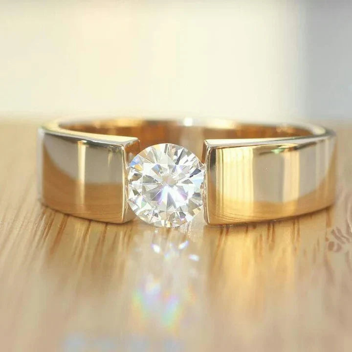 Anillo Abierto con Cristal Dorado