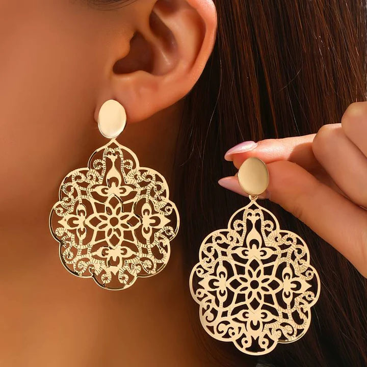 Aretes Mandala Vintage Dorados Huecos